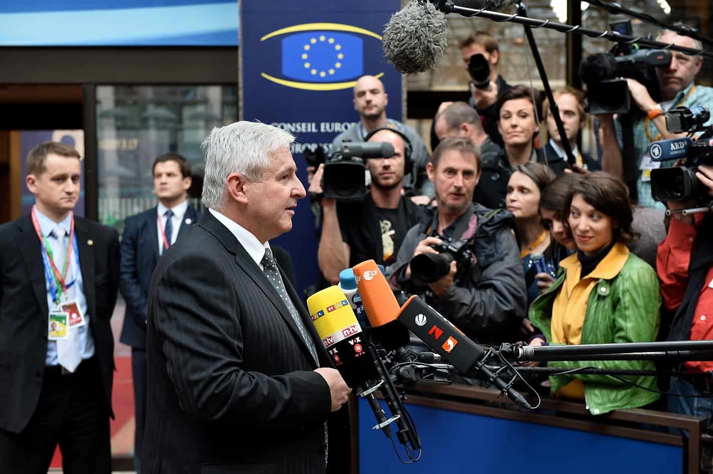 Premiér Jiří Rusnok, summit Evropské rady