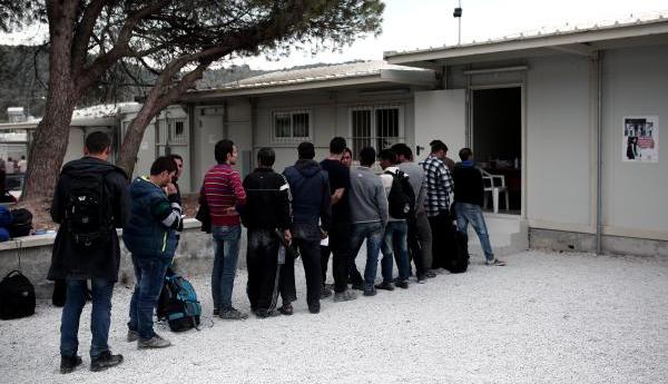 Uprchlický tábor na ostrově Lesbos v době migrační krize v roce 2015