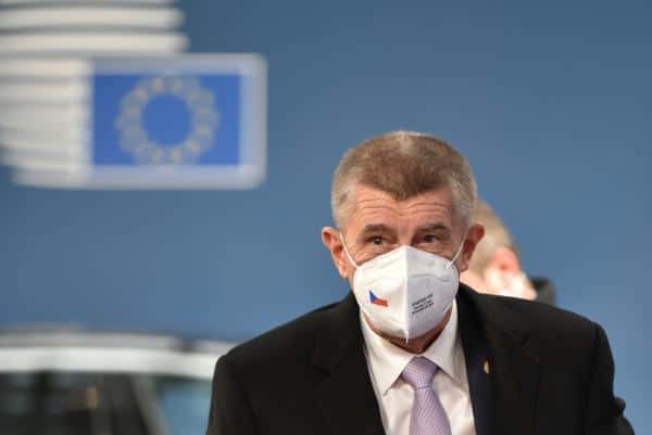 Premiér Andrej Babiš při příjezdu na jednání Evropské rady.