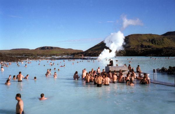 Island Iceland (Europa Europe) Grindavik: Blaa Lonio, Blue Lagoon, natuaral hot springs - 17.08.2007 *** Local Caption *** 00935058