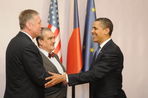 Obama, Topolánek, Schwarzenberg - summit EU-USA v Praze