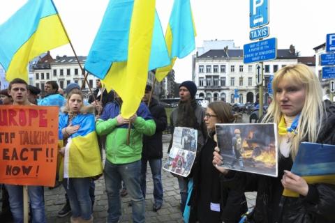 Protest Ukrajinců před Evropským parlamentem
