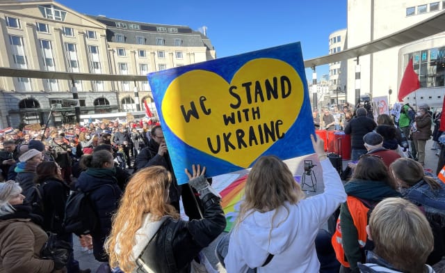 Přečtete si více ze článku Summit EU schválil kandidaturu Ukrajiny a Moldavska, balkánské lídry nepotěšil