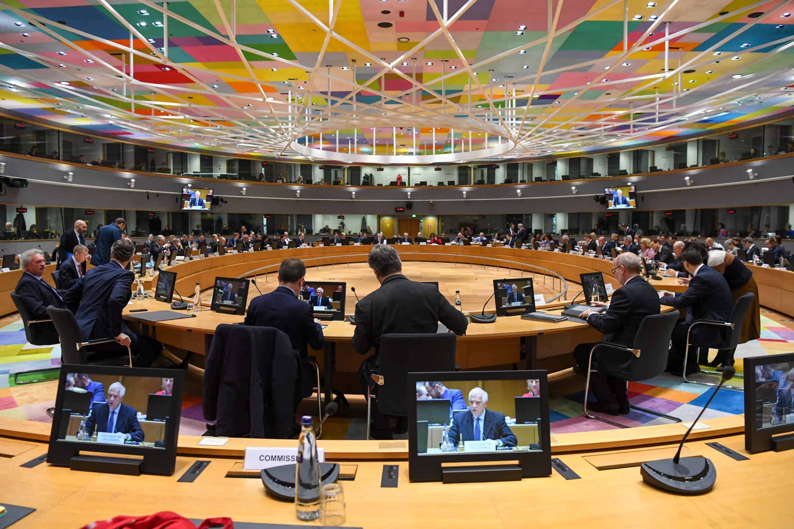 Přečtete si více ze článku Ministři zahraničí zemí EU jednali o situaci na Ukrajině a v Afghánistánu