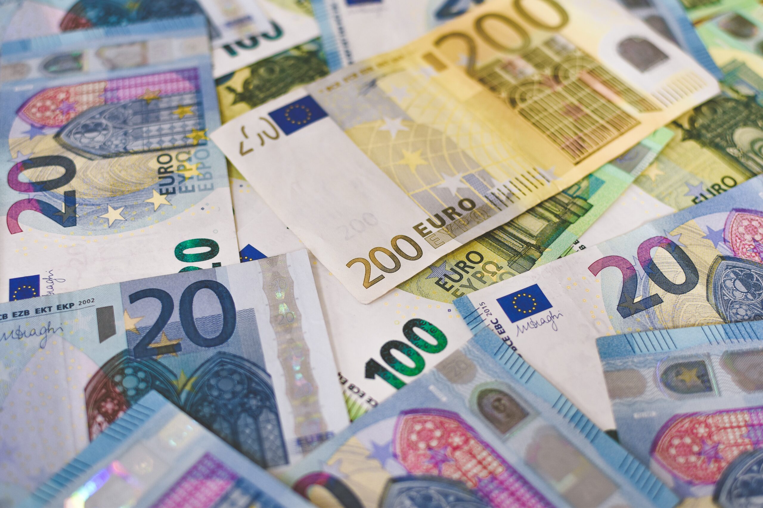 Přečtete si více ze článku Evropská centrální banka zvýšila základní úrokové sazby na 4,50 procenta
